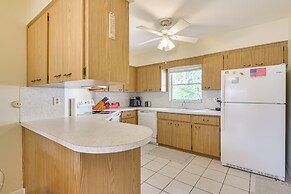 6 Mi to Anna Maria Island: Modern Bradenton Home