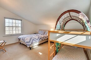 Lakefront Gem w/ Games in Westminster!