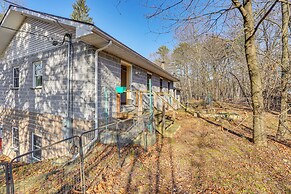 Near Historic Sites: Colorful Hyde Park Apartment!