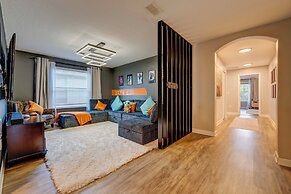 Relax in Modern Luxury: Resort Home w/ Pool!