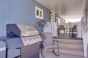 Near Golf & Casinos: Pet-friendly Mesquite Home!