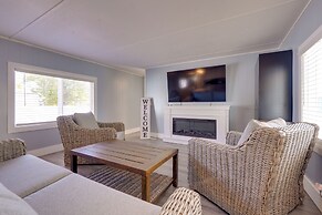 Near Golf & Casinos: Pet-friendly Mesquite Home!