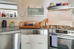 Santa Fe Geo Dome w/ Trail Access & Views