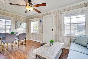 Shared Pool & Backyard: Small & Cozy Guest House