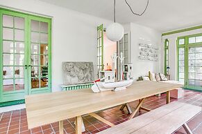 Hudson Valley Estate on 4 Acres w/ Private Pool!