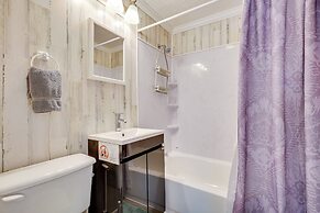 Pool Access & Patio: Modern Fort Lauderdale Home