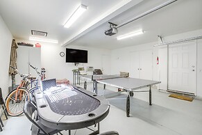 Games, Grill & Golf Course View: Palm Desert Gem!