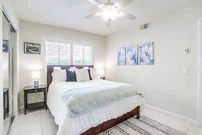 Games, Grill & Golf Course View: Palm Desert Gem!