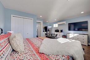 1 Mi to Virgin River Casino: Pet-friendly Home!