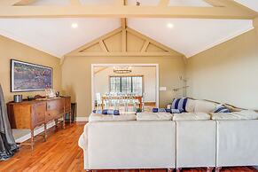 5 Mi to Dtwn: Pet-friendly Gem in Blowing Rock!