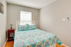 Waterfront Lake Fork Getaway w/ Dock Access
