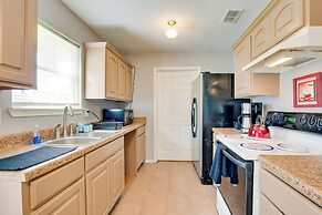 Waterfront Lake Fork Getaway w/ Dock Access