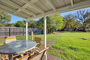Waterfront Lake Fork Getaway w/ Dock Access