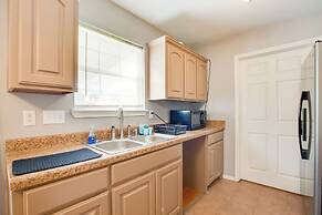 Waterfront Lake Fork Getaway w/ Dock Access