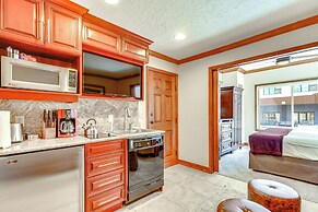 Walk to Ski Lift: Resort Condo in Park City!