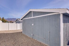 2 Mi to Oasis Golf Club: Pet-friendly Retreat