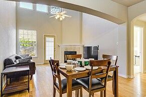 6 Mi to Texas A&m: Home w/ Pool Access