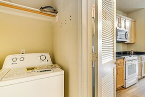 6 Mi to Texas A&m: Home w/ Pool Access