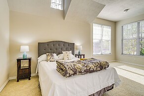 6 Mi to Texas A&m: Home w/ Pool Access