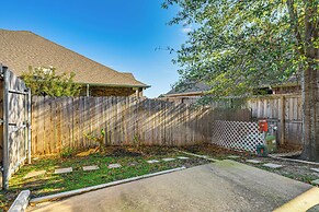 6 Mi to Texas A&m: Home w/ Pool Access