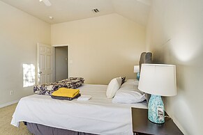 6 Mi to Texas A&m: Home w/ Pool Access
