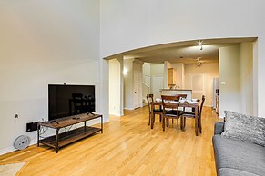 6 Mi to Texas A&m: Home w/ Pool Access