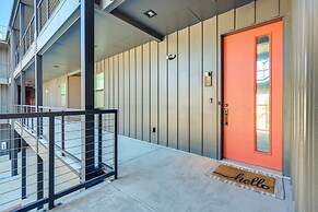 5 Mi to Dtwn: Modern Condo in New Braunfels!