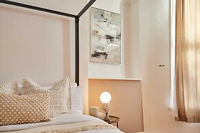 Host Stay Milford Road