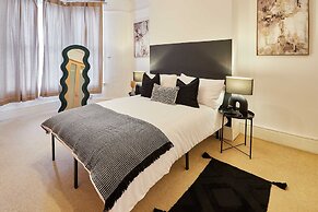 Host Stay Milford Road