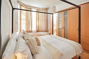 Host Stay Milford Road