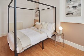 Host Stay Milford Road