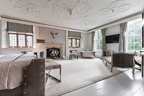 Host Stay Hillhampton House