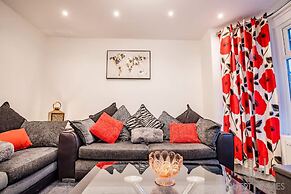 Host Stay Broadland House