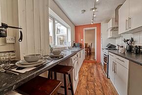 Host Stay Southfield Residence