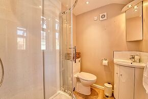 Host Stay London Road Cottage