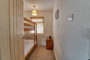 Host Stay Severn Swans House