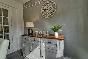 Host Stay Severn Swans House