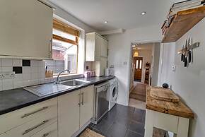 Host Stay Severn Swans House