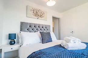 Host Stay Chestnut Residence