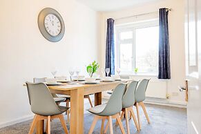 Host Stay Chestnut Residence