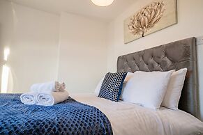 Host Stay Chestnut Residence