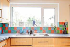 Host Stay Chestnut Residence