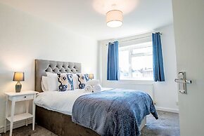 Host Stay Chestnut Residence