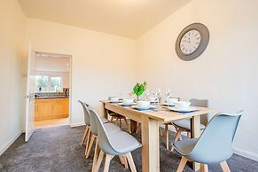 Host Stay Chestnut Residence