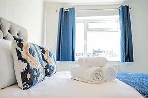 Host Stay Chestnut Residence