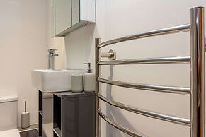 Host Stay Merchant House Studio