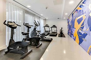 Host Stay Rox Studio