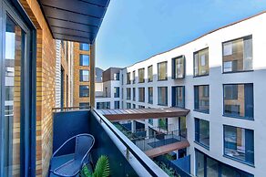 Host Stay Rox Studio