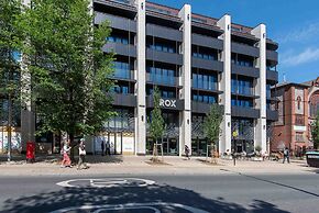 Host Stay Rox Studio