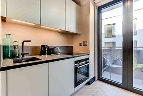 Host Stay Rox Studio